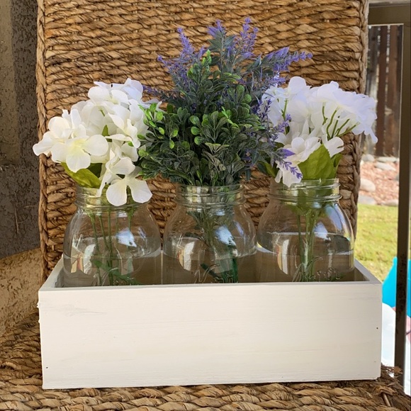 Mason Jar Centerpiece - Picture 2 of 3